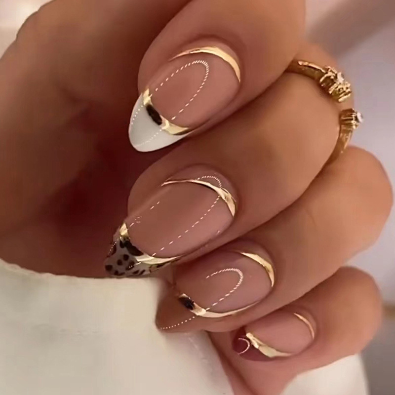 Nail Art Leopard - أظافر صناعية متوسطة الحجم للنساء والفتيات،