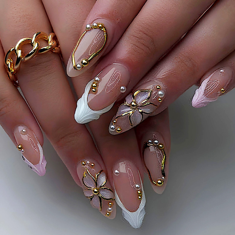 24 قطعة من الأظافر الاصطناعية  - مراجعة Nail Art Leopard وسعره