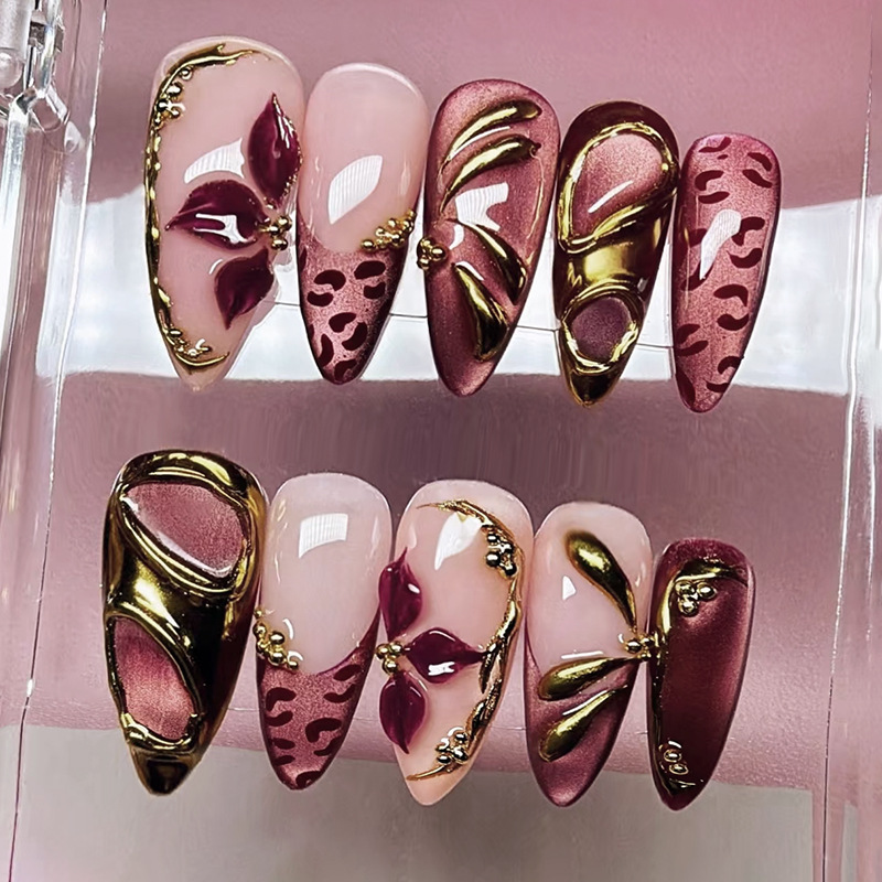 24 قطعة من الأظافر الاصطناعية  - مراجعة Nail Art Leopard وسعره