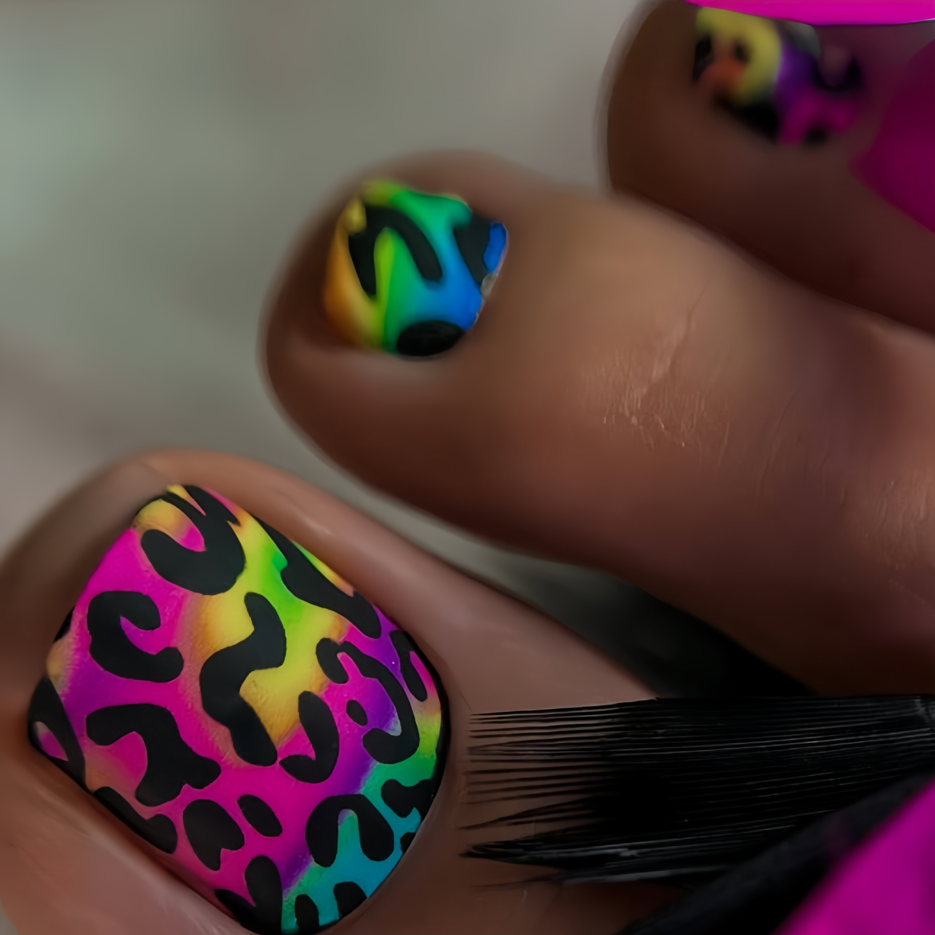 24 قطعة y2k اضغط على أظافر الق - مراجعة Nail Art Leopard وسعره