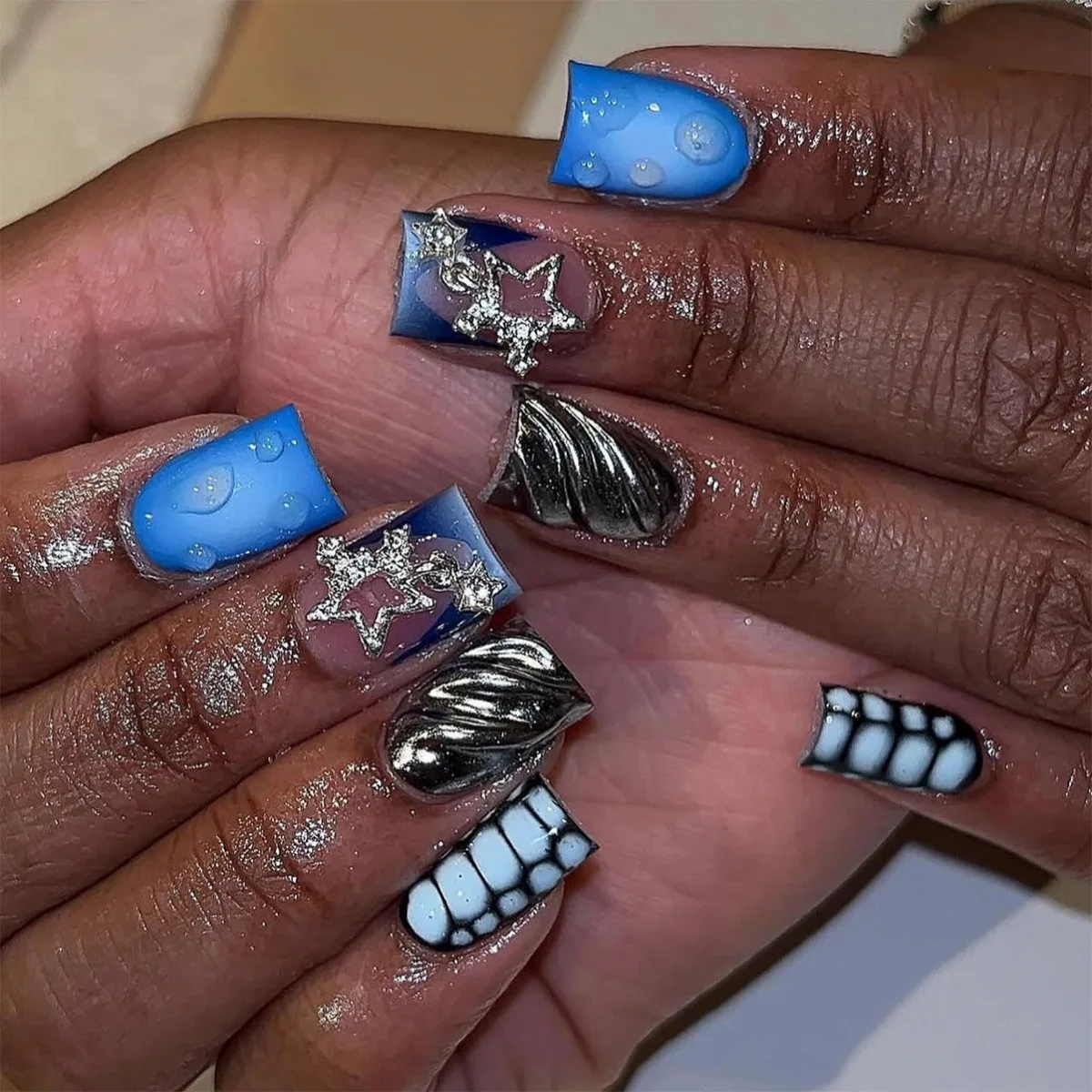 24 قطعة أظافر صناعية قصيرة بتص - مراجعة Nail Art Leopard وسعره
